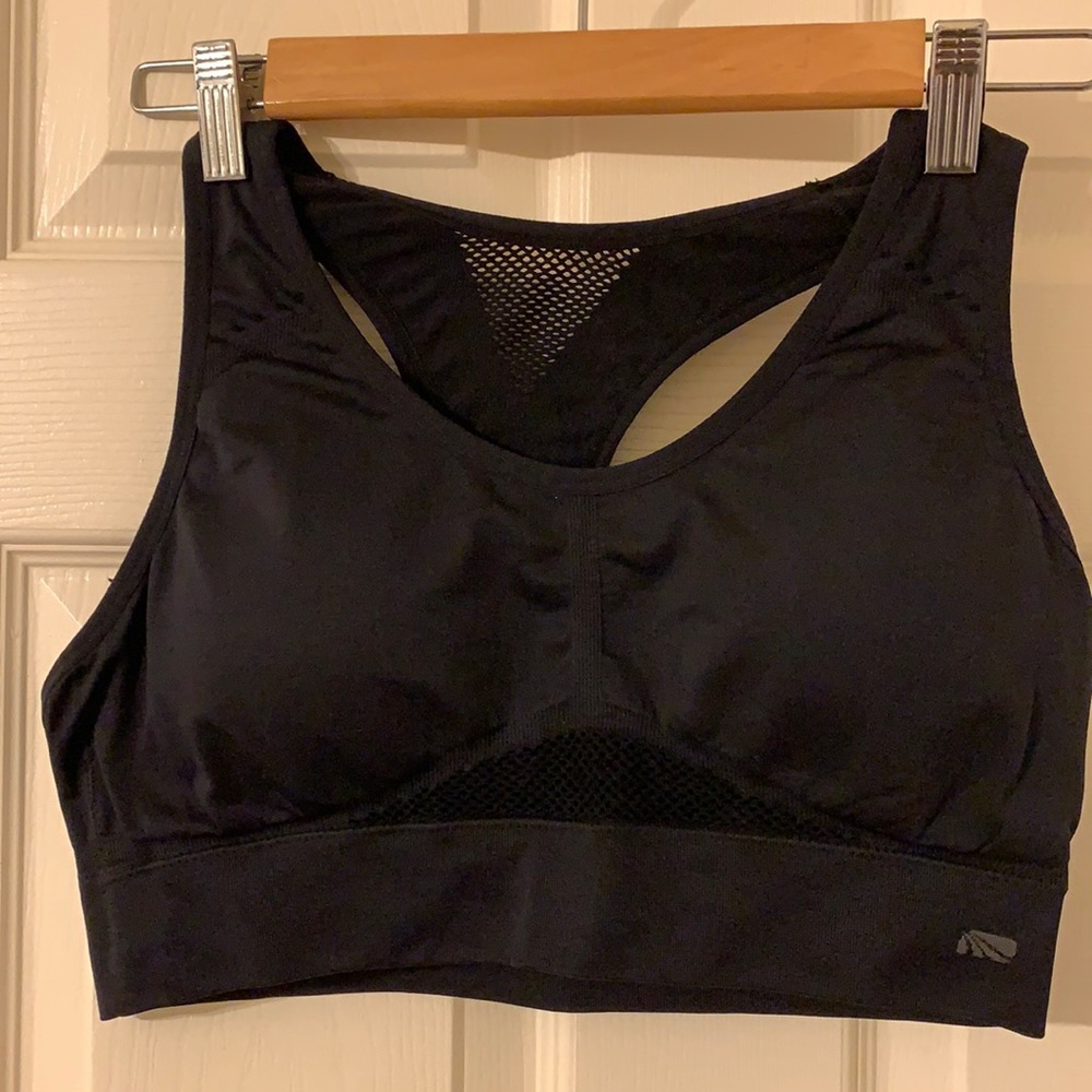 Marika sport bra in black
